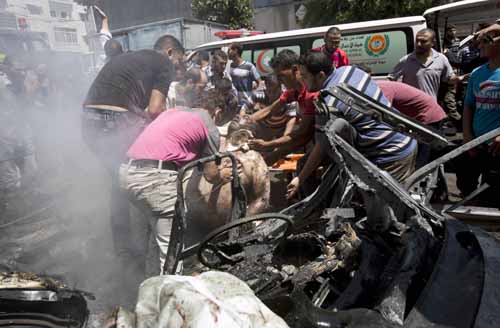 Israel không kích Gaza: 28 người chết, 150 người bị thương ảnh 1